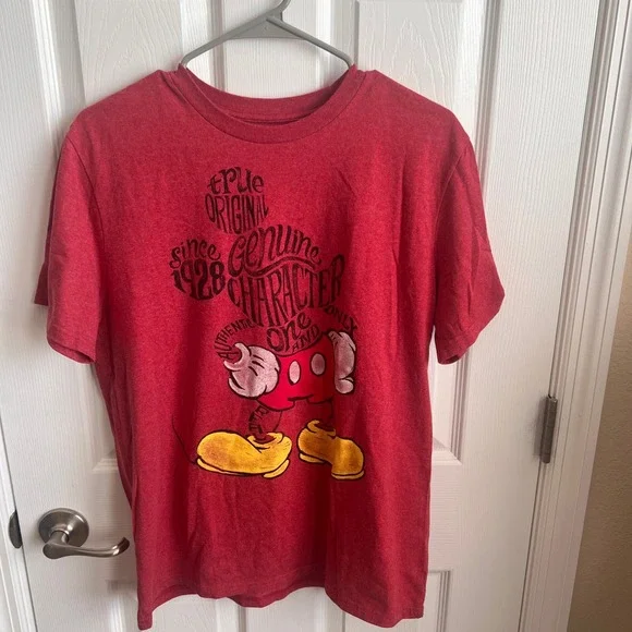 Disney Store Disney Mickey Mouse Graphic T-Shirt Mens Medium Red - Picture 1 of 7